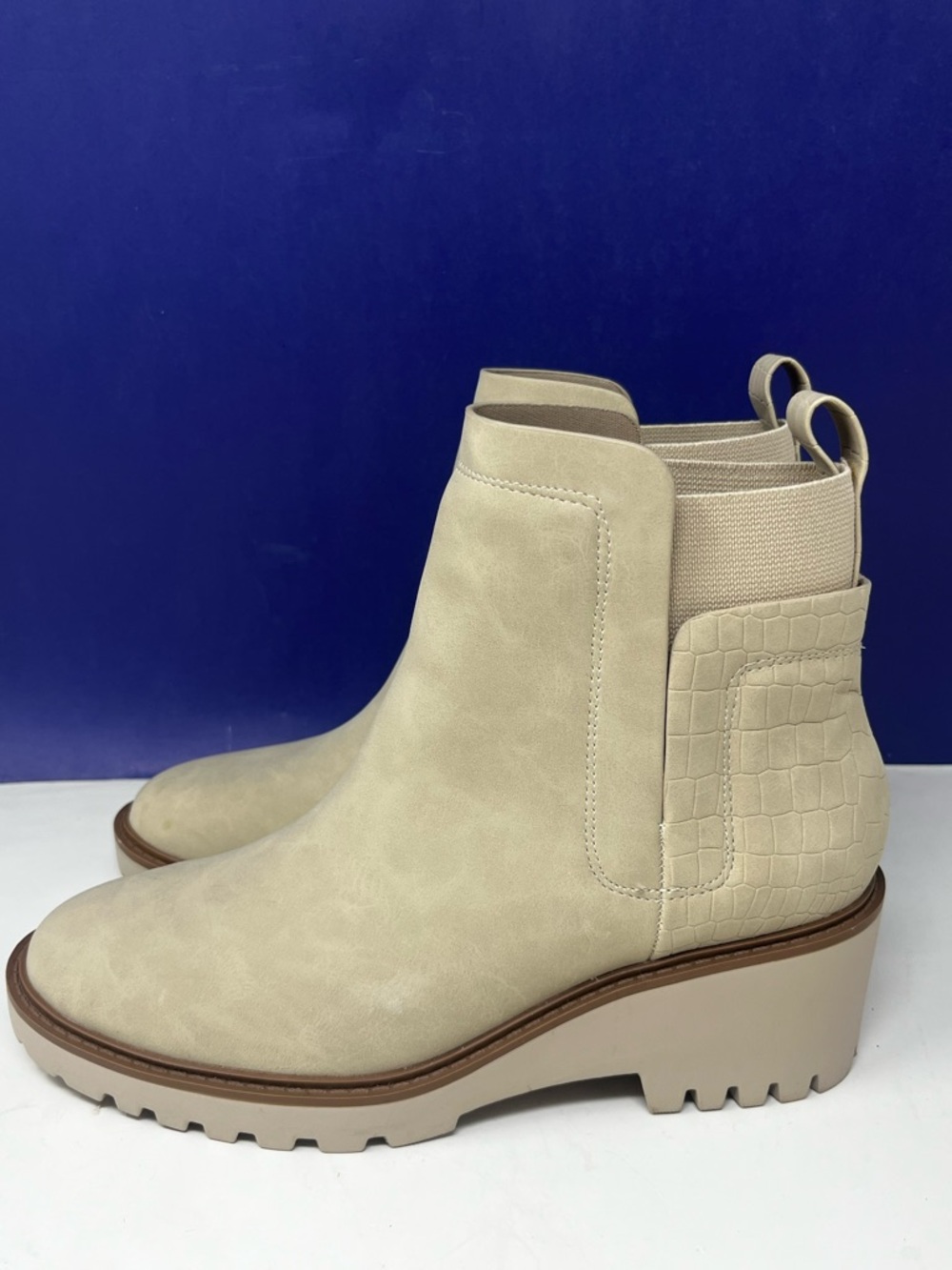 SODA Faux Snakeskin Leather Neutral Beige Wedge Chelsea Boot - Picture 2 of 9